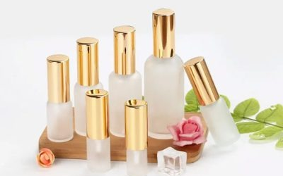 What Are The Different Types Of Glass Spray Bottles?