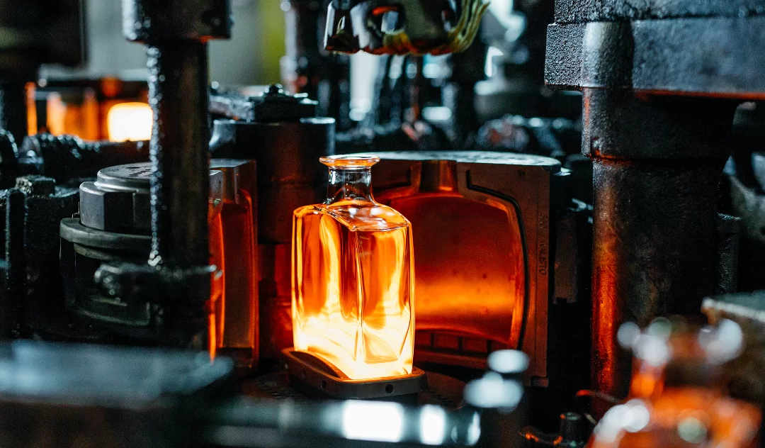 Top 8 Custom Whiskey Bottle Manufacturers In Indonesia 2025 Update